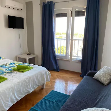 Apartment Kala Sea View 150m From And 250 M From Old Town