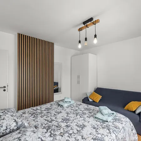 Kala Sea View 150m From And 250 M From Old Town Lejlighed