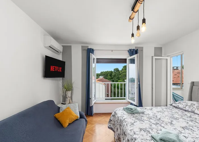 Kala Sea View 150m From And 250 M From Old Town *